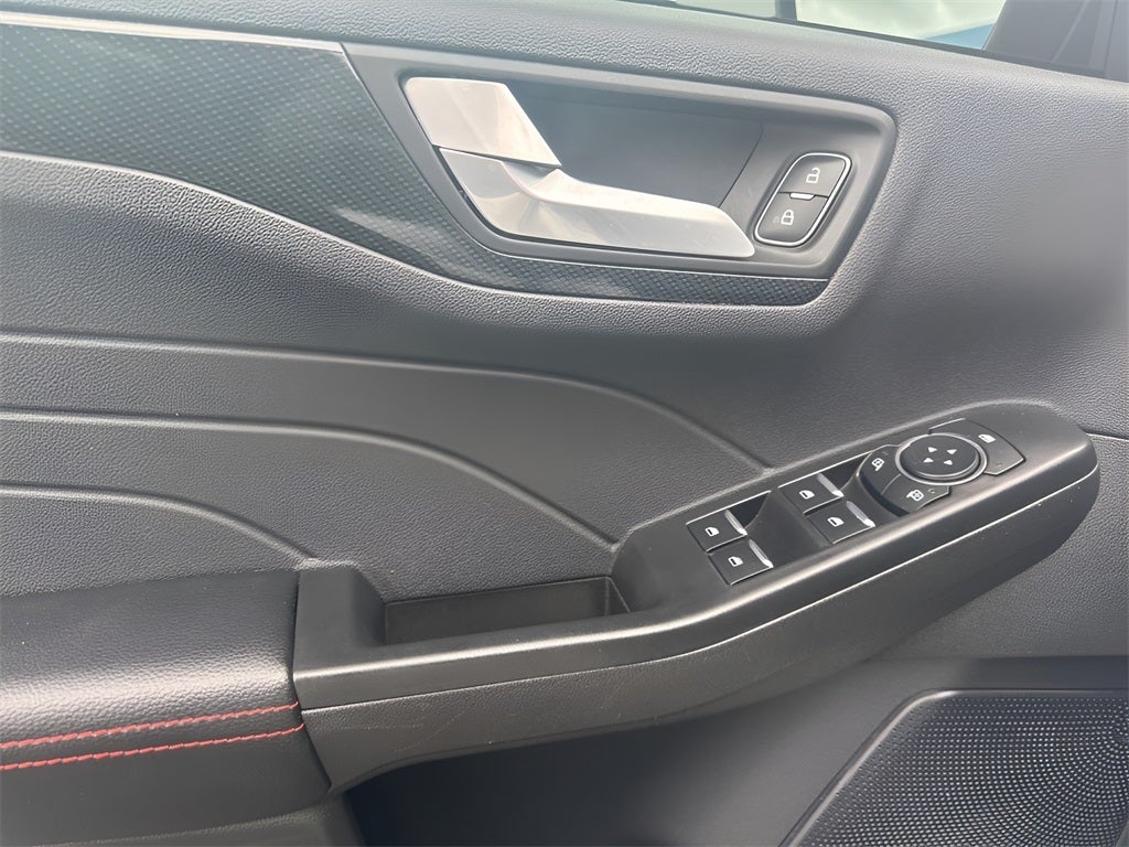 2024 Ford Escape Hybrid ST-Line CarBravo Certified Heated Steering Heated Seats!