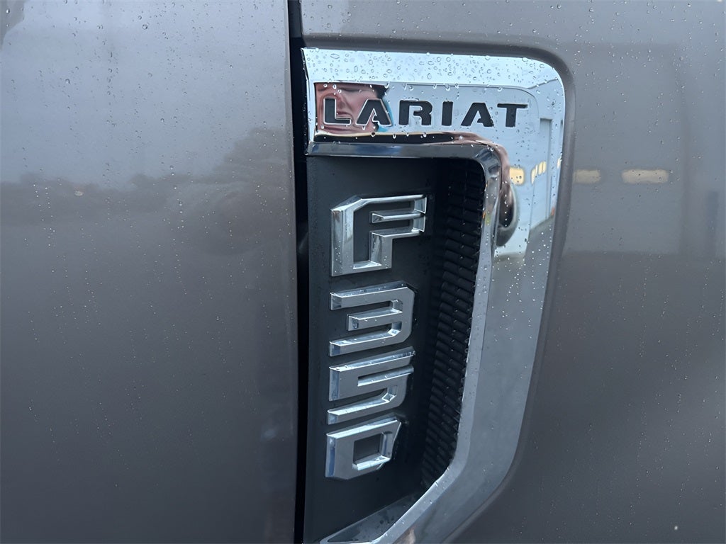 2022 Ford F-350SD Lariat DRW
