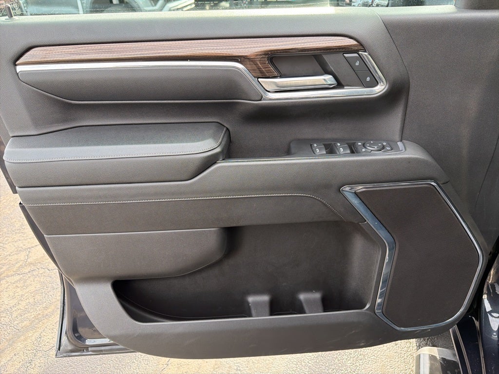 2024 Chevrolet Silverado 3500HD LT CARBRAVO!!