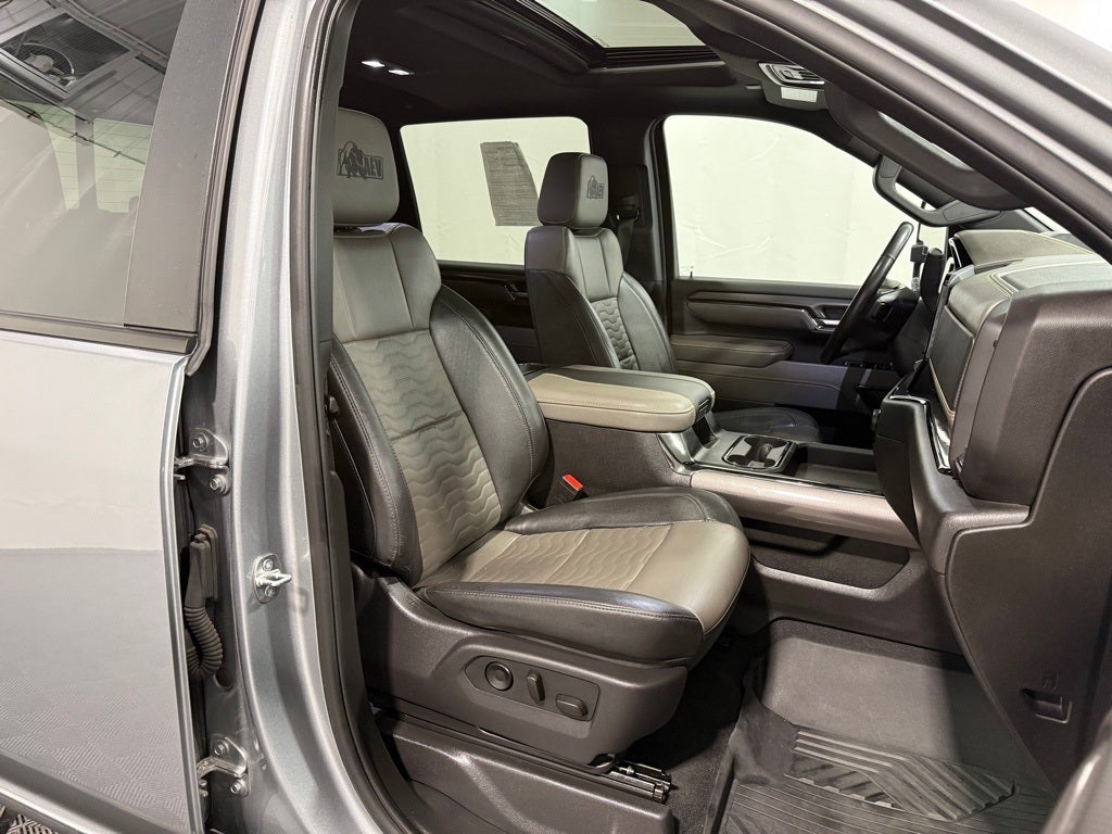 2024 Chevrolet Silverado 2500HD ZR2 AEV BISON