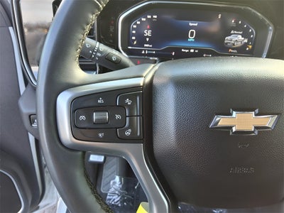 2025 Chevrolet Silverado 1500 LT V8 With Assist Steps and Hard Tonneau Cover!