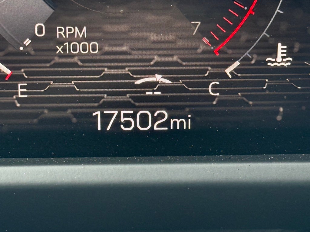 2025 GMC Acadia Elevation CARBRAVO CERTIFIED!