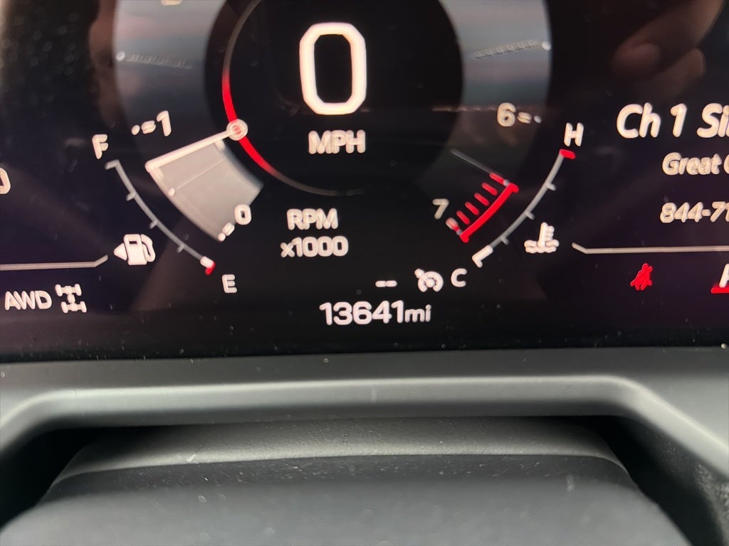 2025 GMC Acadia Elevation CARBRAVO CERTIFIED!