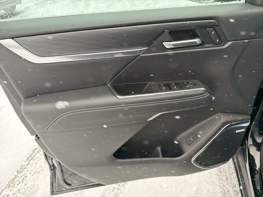 2025 GMC Acadia Elevation CARBRAVO CERTIFIED!