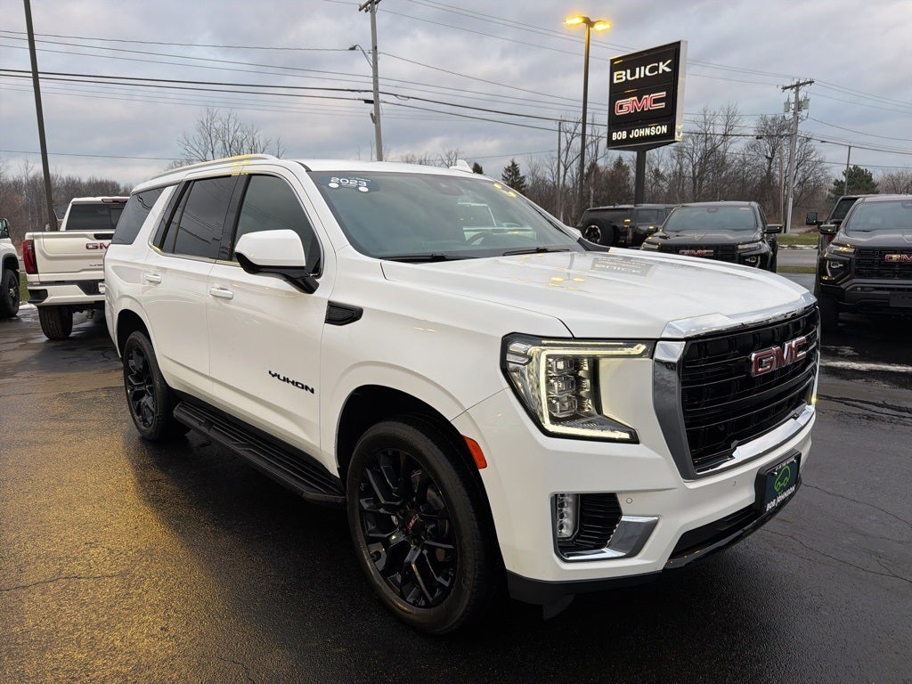 2023 GMC Yukon SLE CARBRAVO!