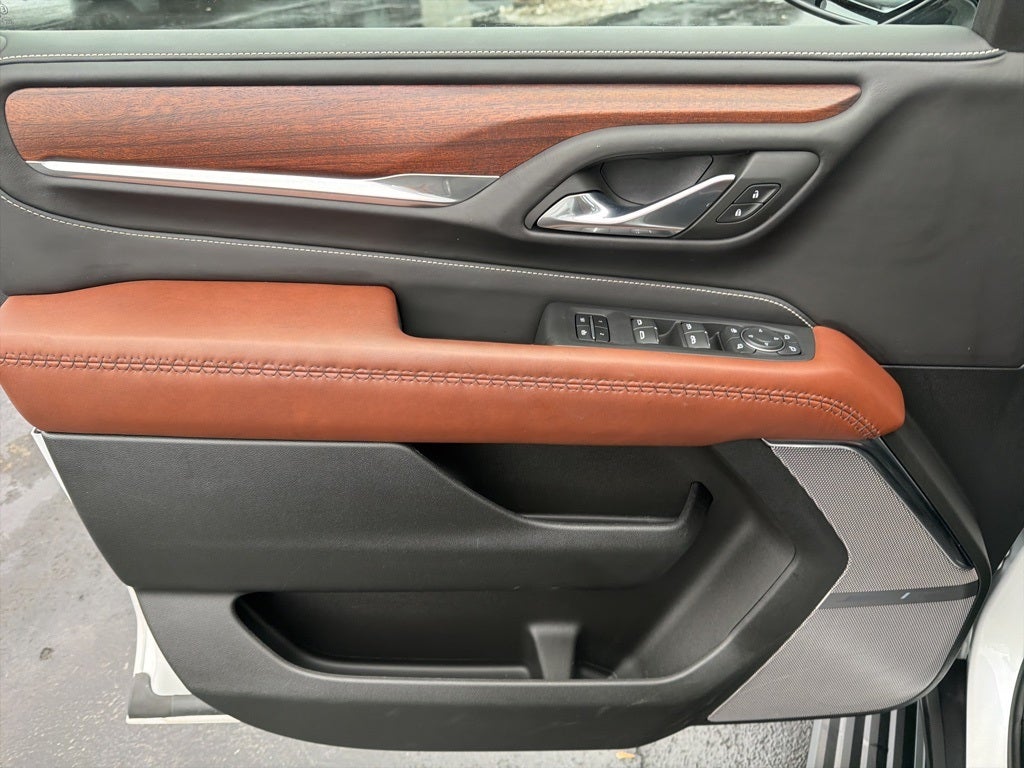 2023 GMC Yukon Denali Ultimate CARBRAVO