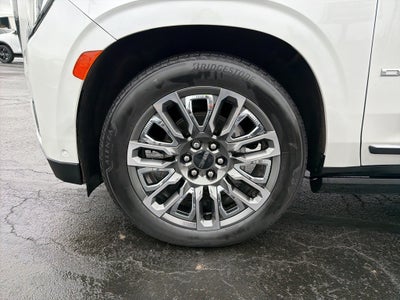 2023 GMC Yukon Denali Ultimate CARBRAVO