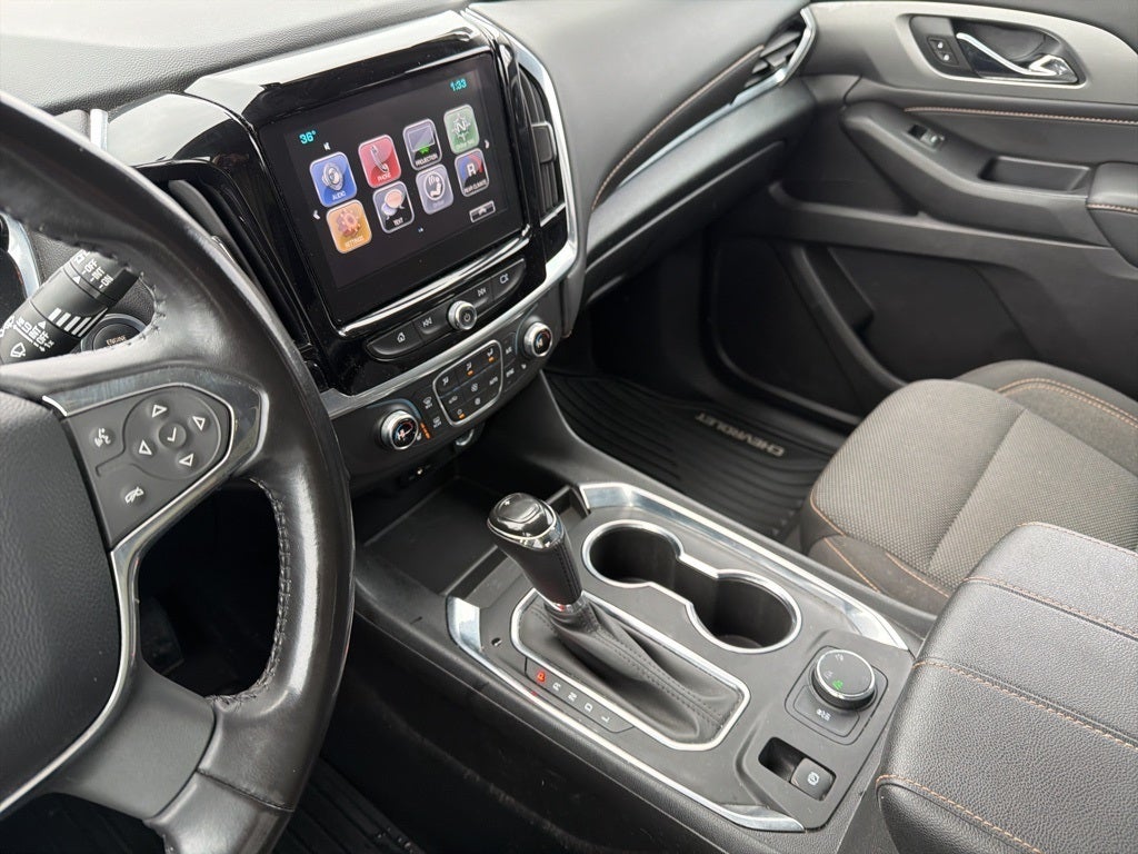 2019 Chevrolet Traverse LT Cloth w/1LT CARBRAVO!