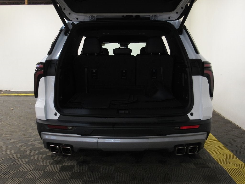 2025 Chevrolet Traverse LT 2LT