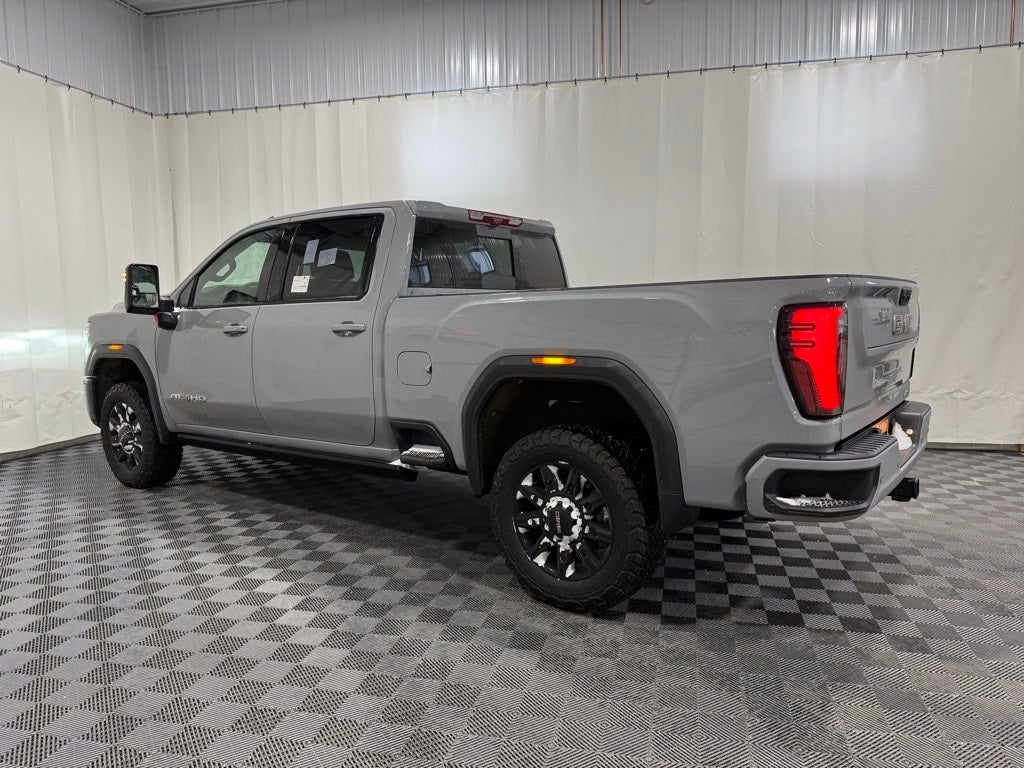 2025 GMC Sierra 2500HD AT4