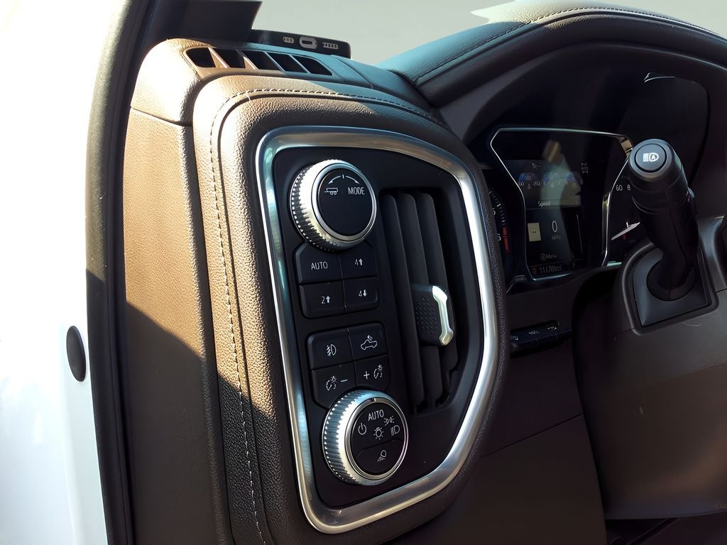 2020 GMC Sierra 1500 Denali With MATCHING FIBERGLASS CAP