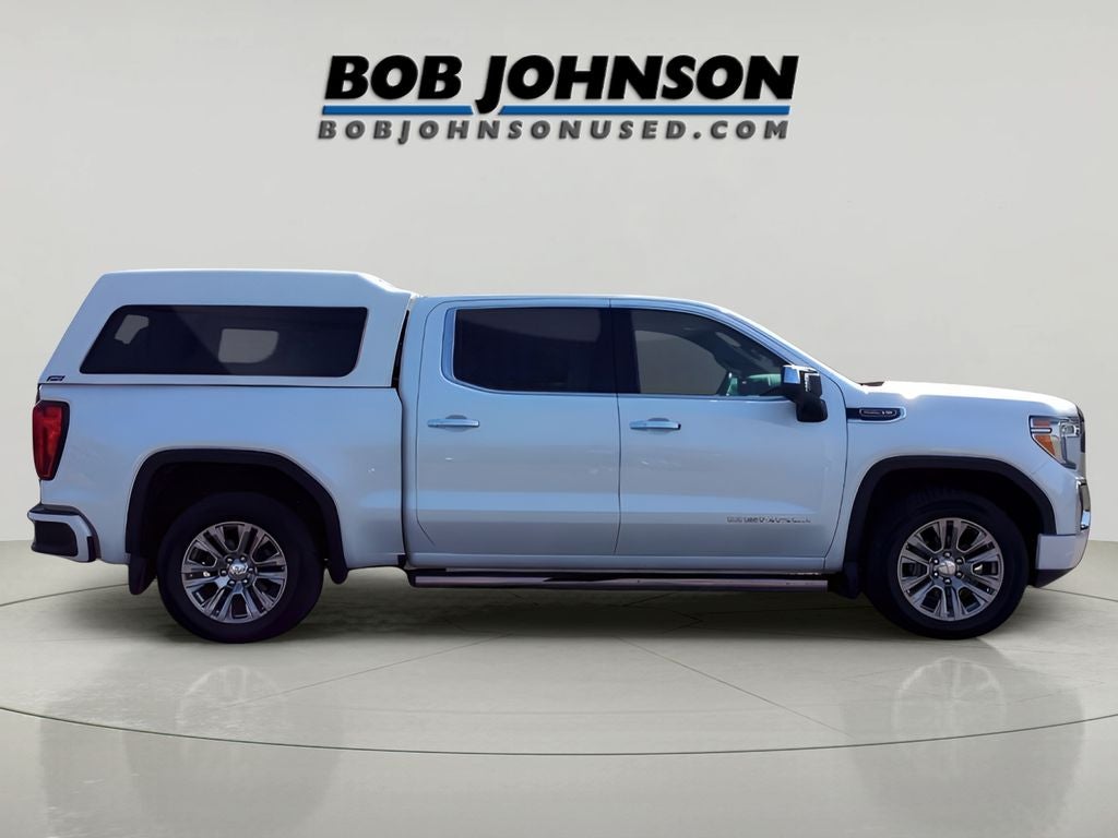 2020 GMC Sierra 1500 Denali With MATCHING FIBERGLASS CAP