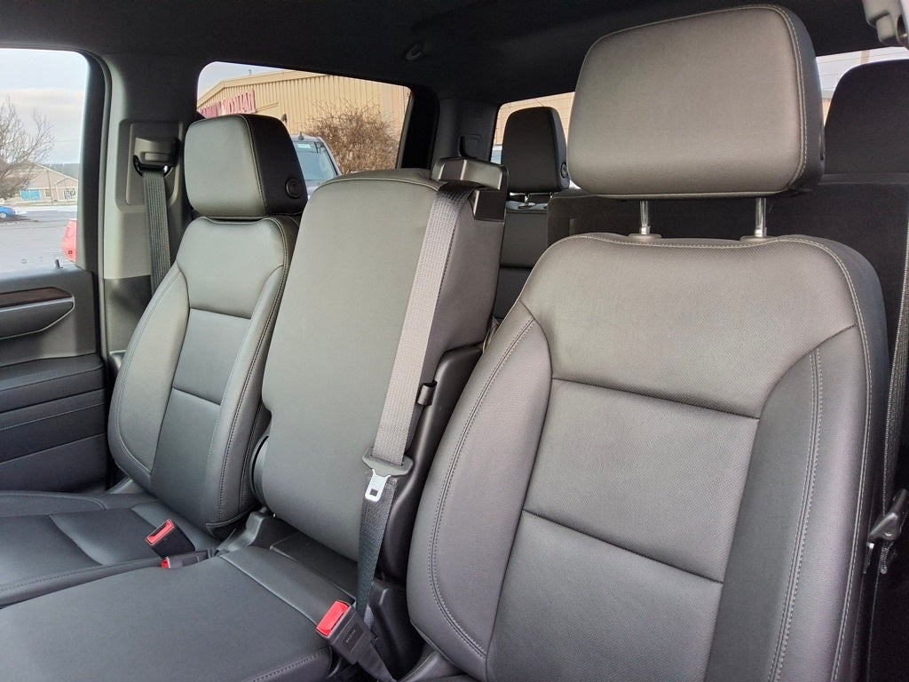 2025 GMC Sierra 1500 SLT Leather W/Heated Power Seats!