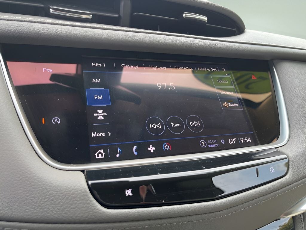 2022 Cadillac XT5 Premium Luxury