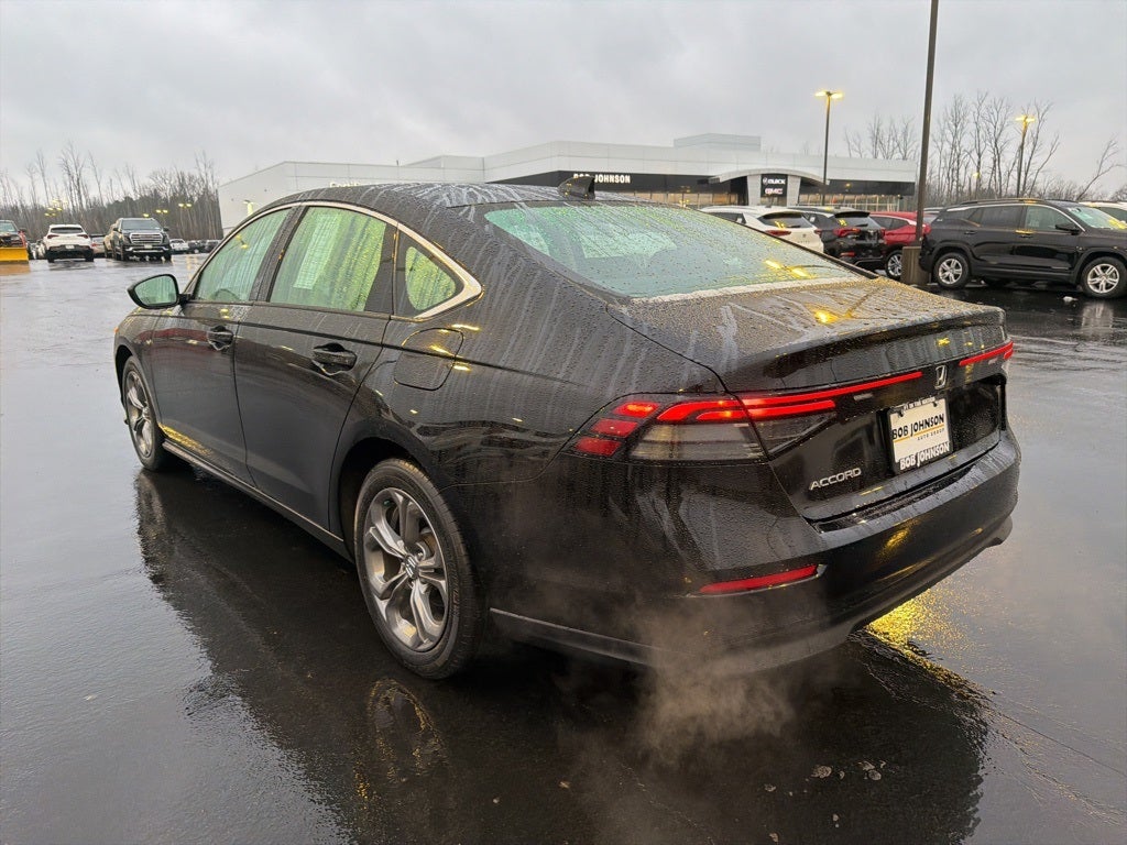 2023 Honda Accord EX CARBRAVO