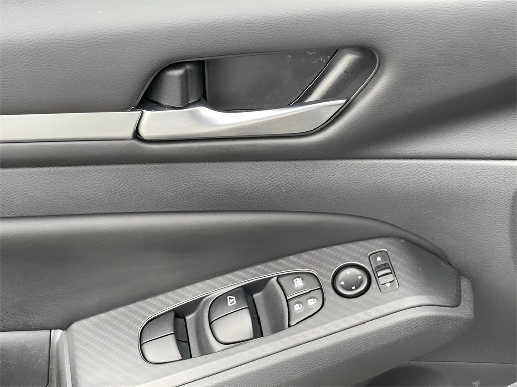 2022 Nissan Altima 2.5 SV Certified