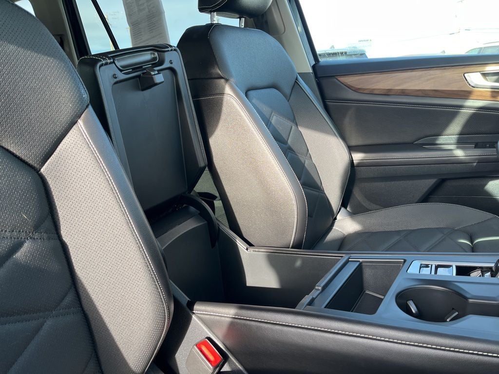 2024 Volkswagen Atlas 2.0T SE