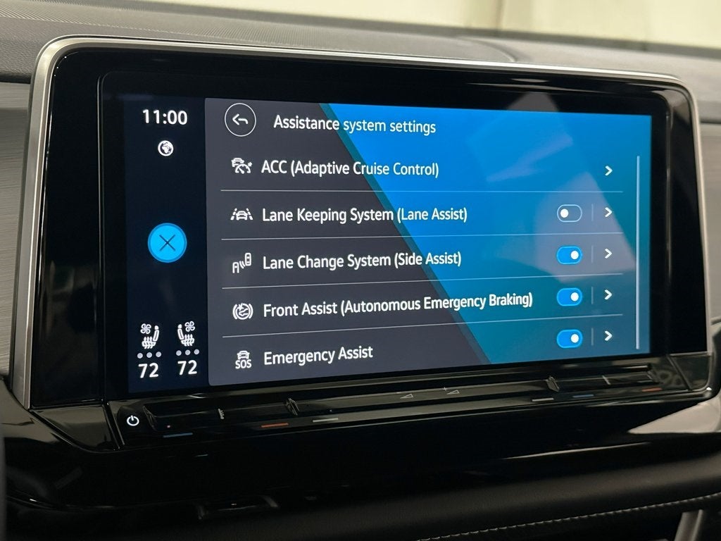 2025 Volkswagen Atlas Cross Sport 2.0T SE w/Technology CarBravo Certified