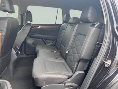 2025 Volkswagen Atlas 2.0T SE w/Technology 1 Owner Clean Auto Check!