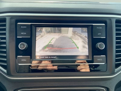 2022 Volkswagen Atlas Cross Sport 2.0T SE