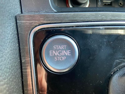 2018 Volkswagen Passat 2.0T SEL Premium Company Car Only 3000 Miles