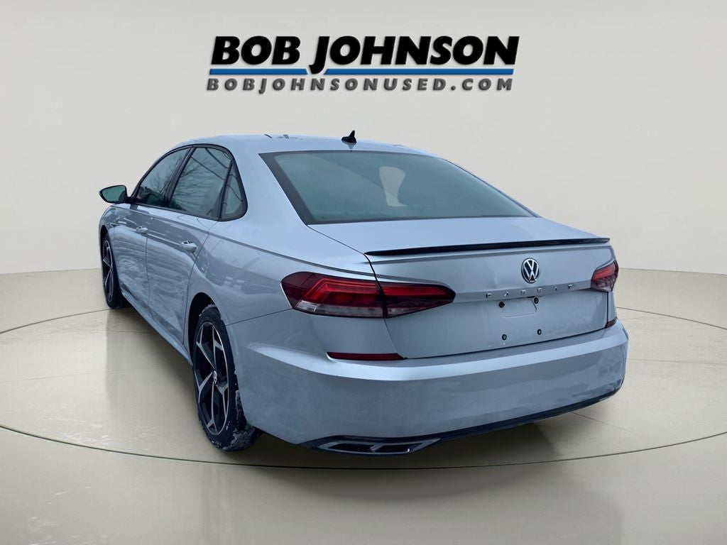 2020 Volkswagen Passat 2.0T R-Line