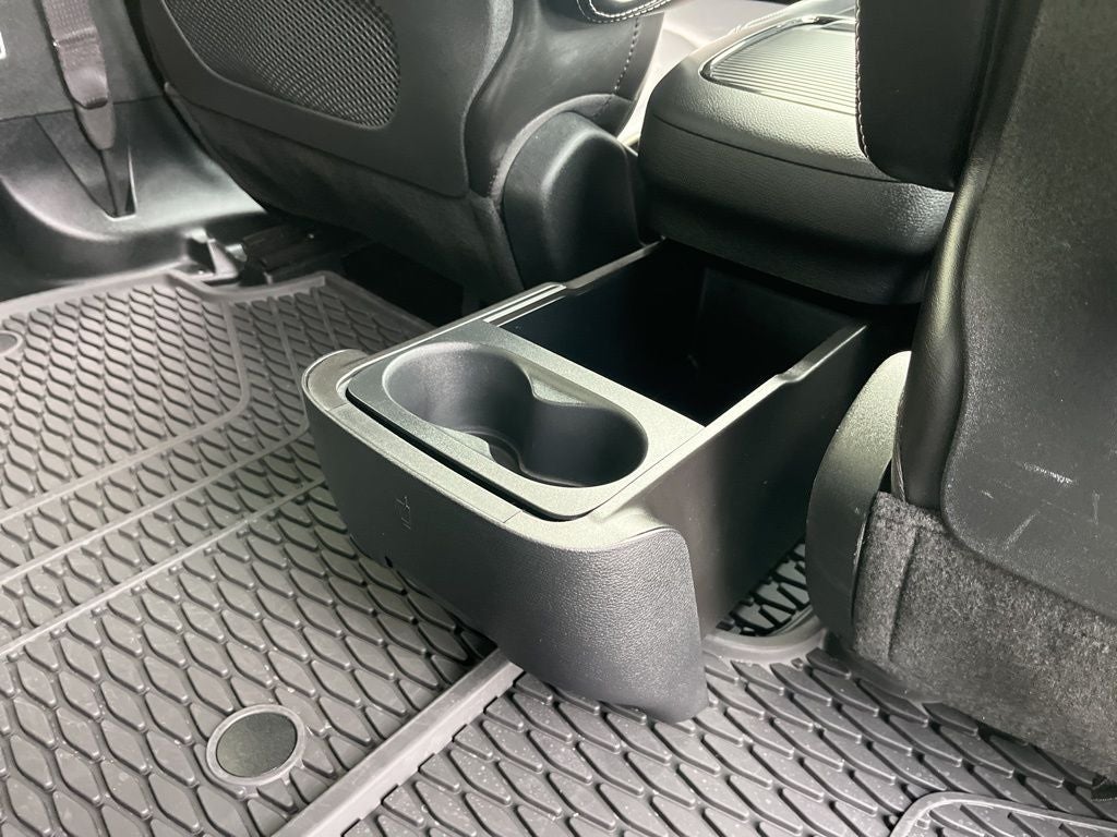 2024 Chrysler Pacifica Limited S APPERANCE PACKAGE