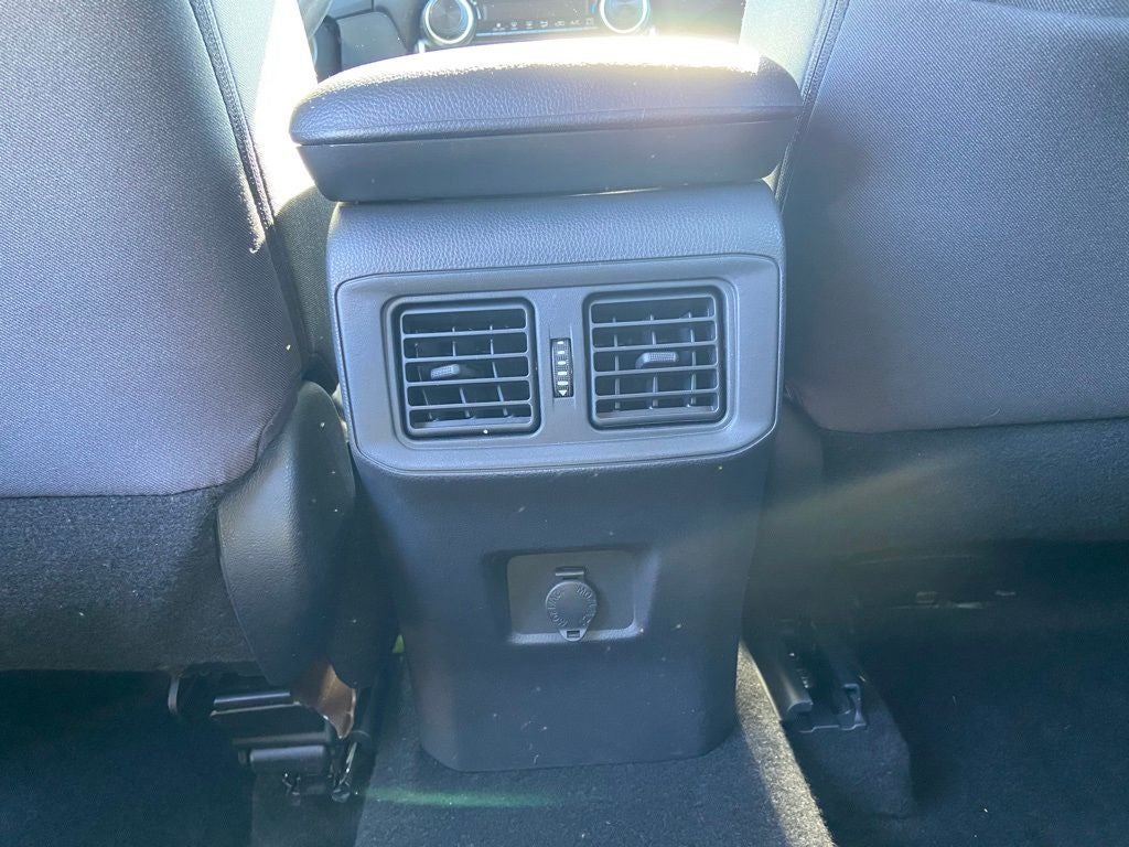 2022 Toyota RAV4 LE 1 Owner 4WD Only 39865 Miles