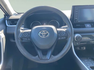 2022 Toyota RAV4 LE 1 Owner 4WD Only 39865 Miles