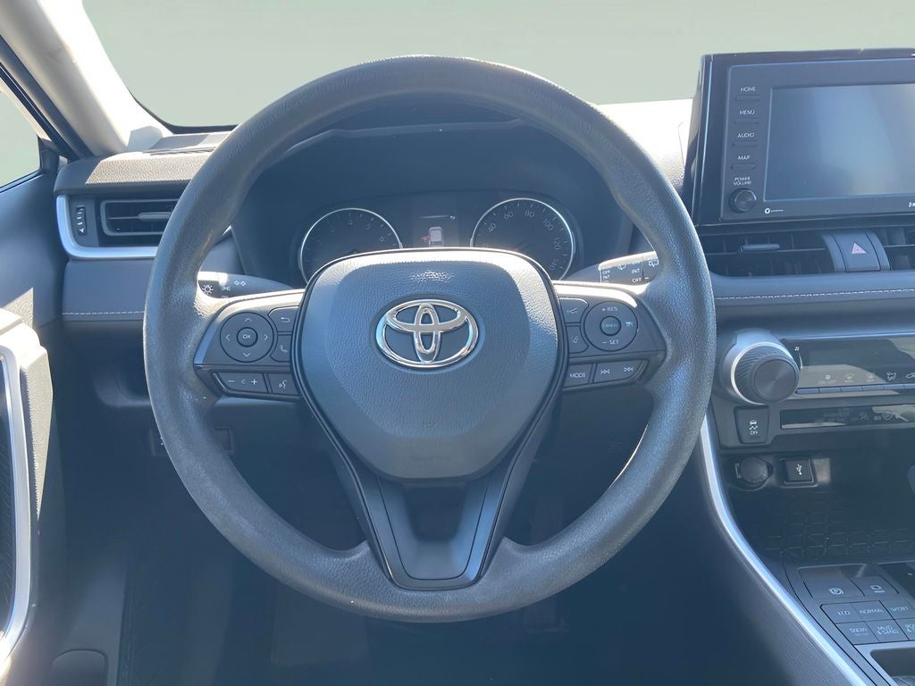 2022 Toyota RAV4 LE 1 Owner 4WD Only 39865 Miles