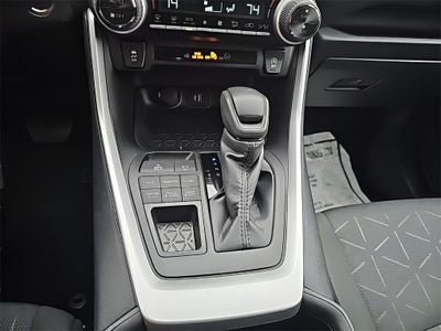 2025 Toyota RAV4 XLE Car Bravo Certified, Automatic Climate,