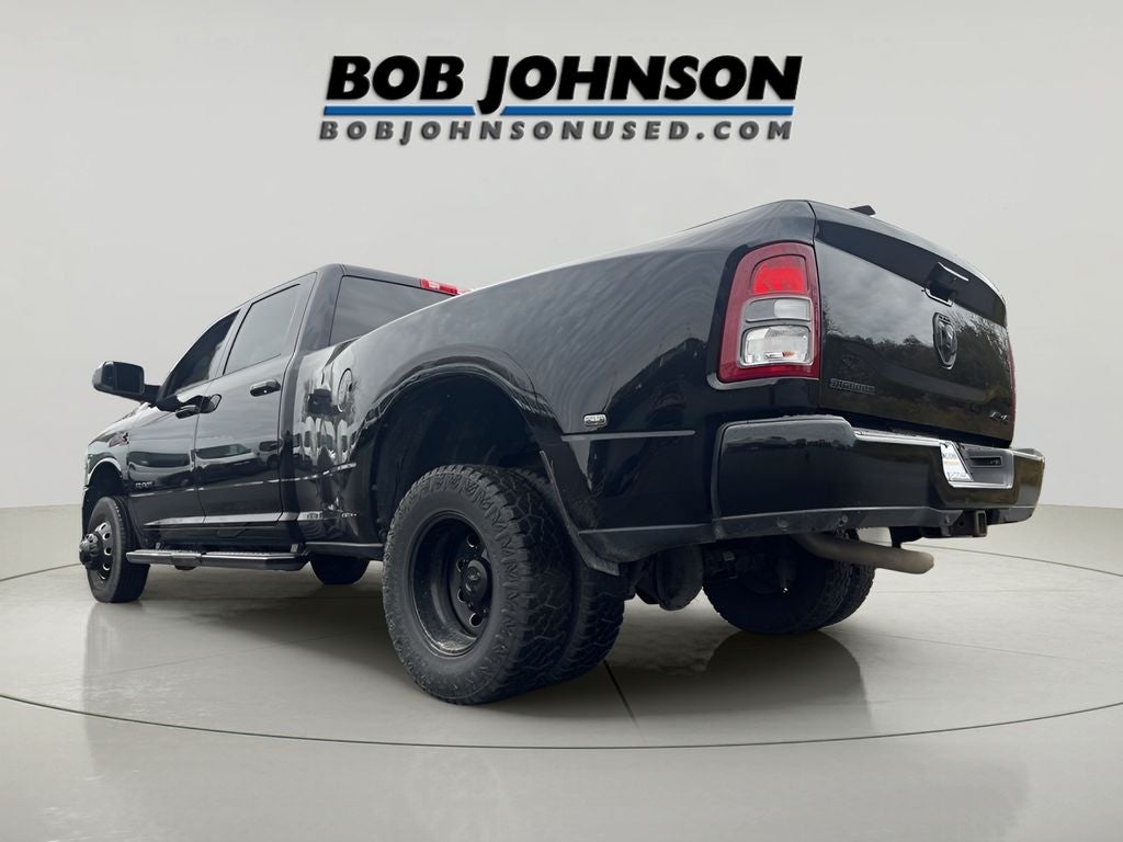 2022 RAM 3500 Big Horn NIGHT EDITION/5TH WHEEL/DUALLY