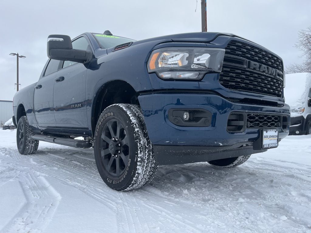 2024 RAM 2500 Big Horn LVL 1 NIGHT EDITION
