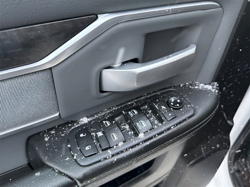 2020 RAM 2500 Big Horn CARBRAVO!