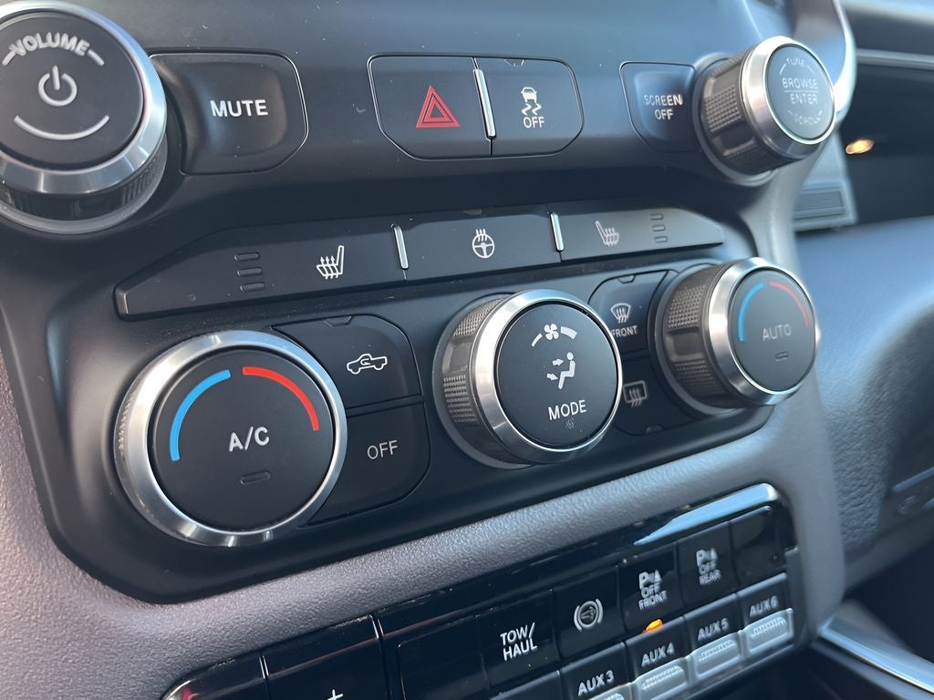 2021 RAM 2500 Big Horn NIGHT EDITION