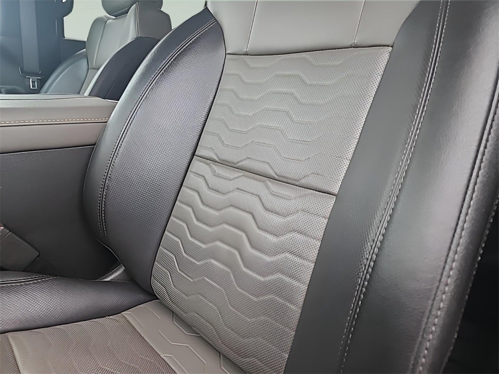 2023 Chevrolet Silverado 1500 ZR2 Fully Loaded, Custom Exhaust, (Carbravo Certified!