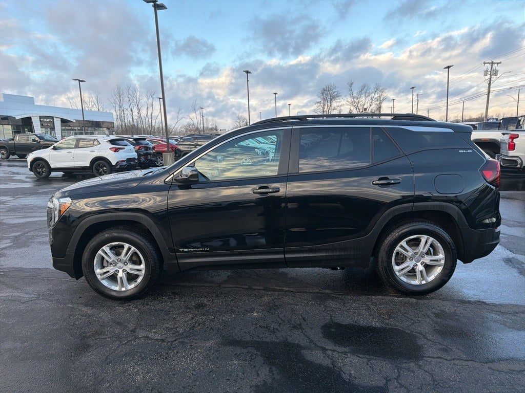 2023 GMC Terrain SLE CARBRAVO!