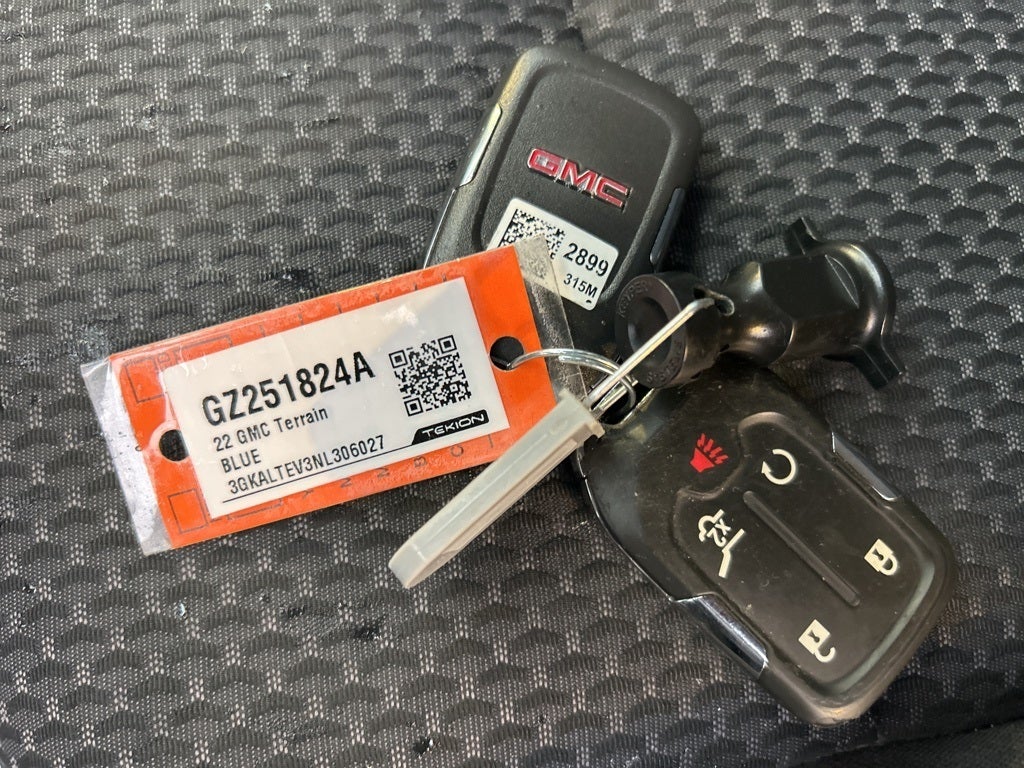 2022 GMC Terrain SLE CARBRAVO!!