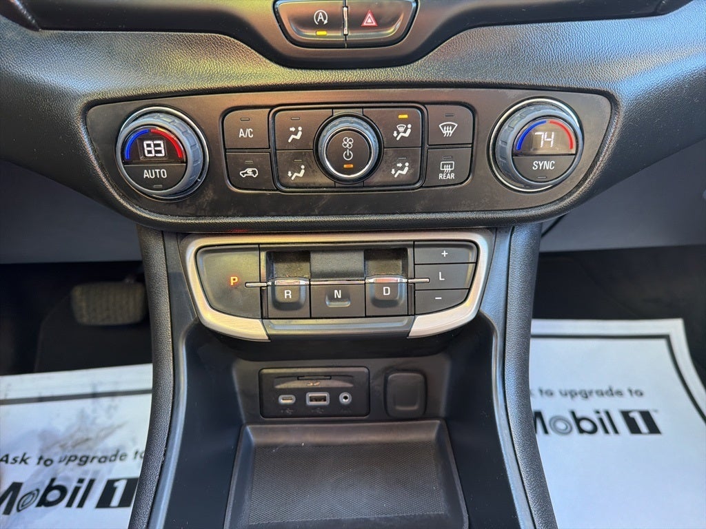 2023 GMC Terrain Denali CARBRAVO!