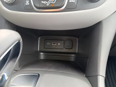 2024 Chevrolet Equinox LS CARBRAVO!