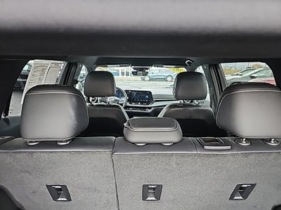 2025 Chevrolet Equinox LT Fresh Trade!!! Remote Start, Heated Seats/Steering