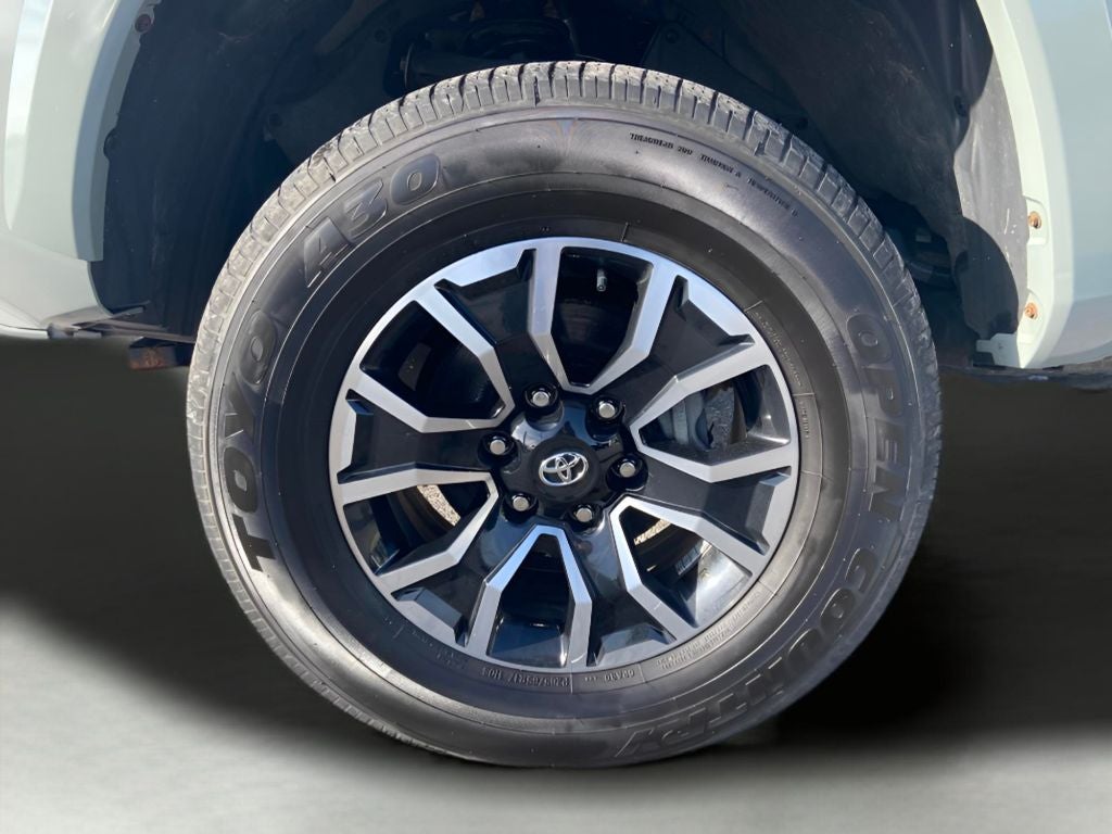 2022 Toyota Tacoma TRD Sport V6