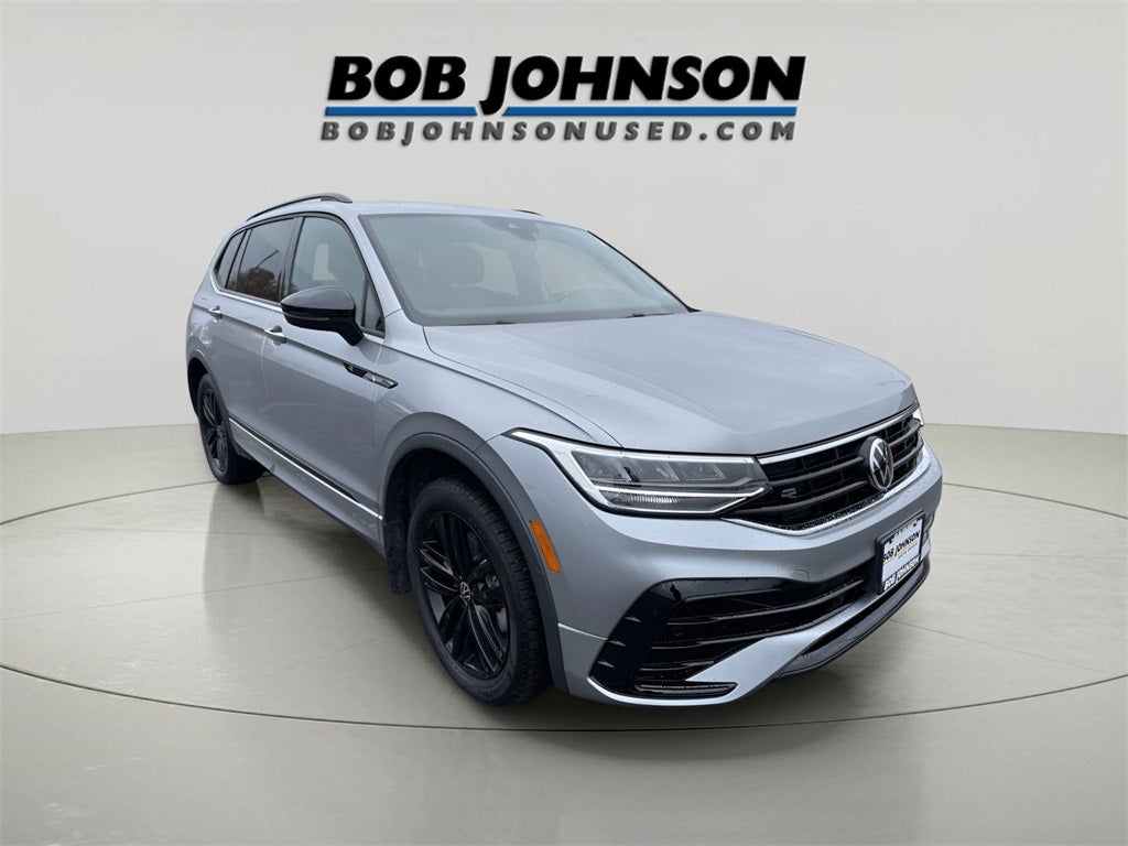 2022 Volkswagen Tiguan 2.0T SE R-Line Black