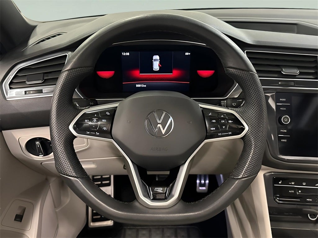 2022 Volkswagen Tiguan 2.0T SE R-Line Black CarBravo