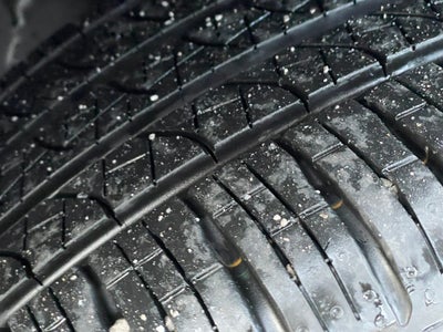 2025 Volkswagen Tiguan 2.0T SE R-Line Black Certified