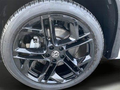 2025 Volkswagen Tiguan 2.0T SE R-Line Black Certified