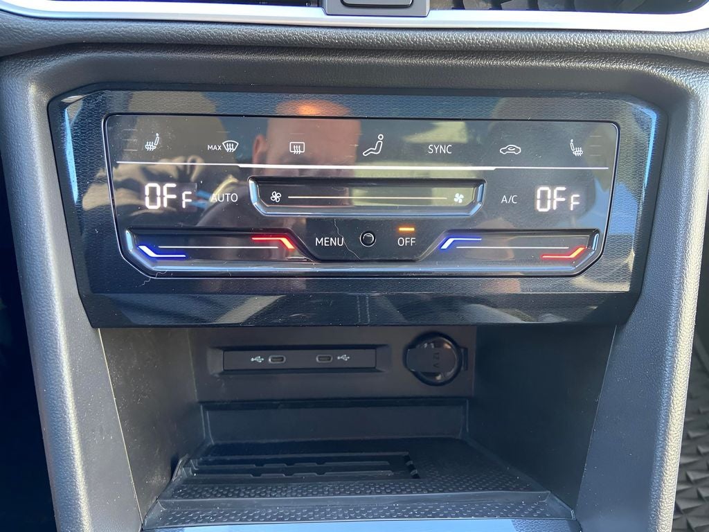 2025 Volkswagen Taos 1.5T SE