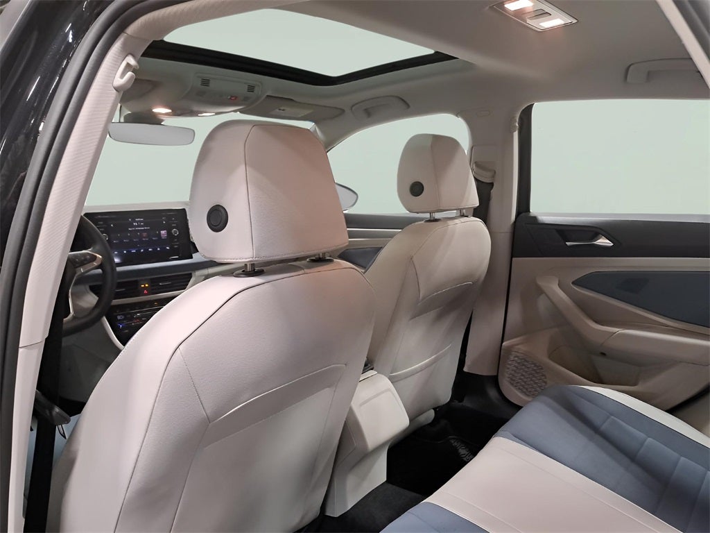 2025 Volkswagen Jetta 1.5T SE Sunroof Heated Seats