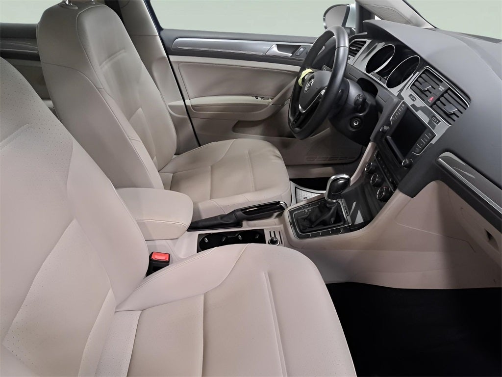 2017 Volkswagen Golf Alltrack TSI S 4Motion Heated Seats