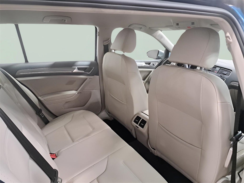 2017 Volkswagen Golf Alltrack TSI S 4Motion Heated Seats